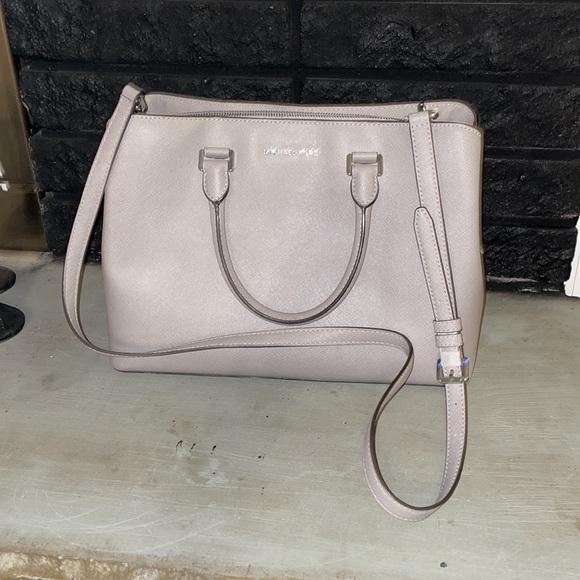 Michael Kors Savannah Large - Picture 11 of 16